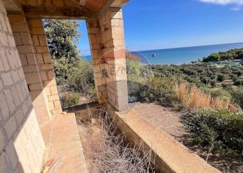 rudere - Rustico Località Lama le Canne, Vieste - foto 8