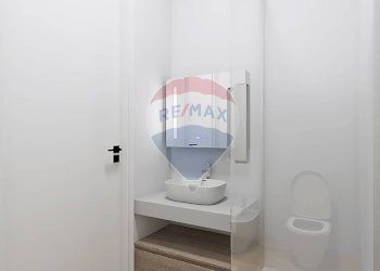 Bagno - Two-room apartment Via Mussomeli
50, Roma - photo 23