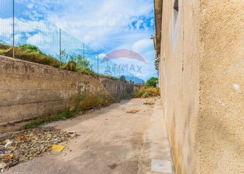 Vista delle montagne - Locale Commerciale Predda Niedda strada n° 25, Sassari - foto 24