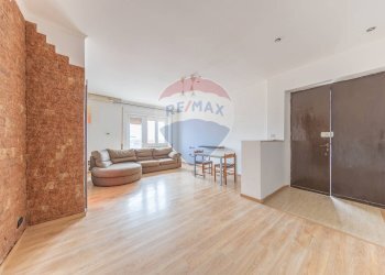 Soggiorno - Quadrilocale Via Valledoria, Fiumicino - foto 2