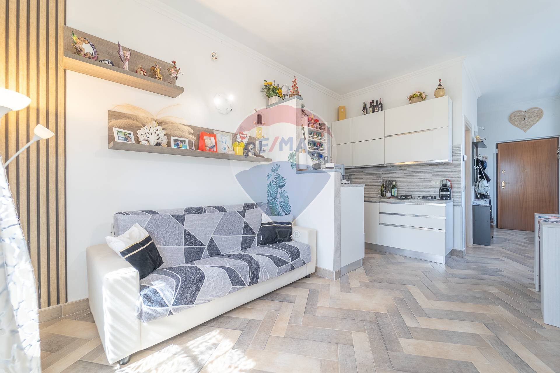 Soggiorno - Trilocale Via Trincea delle Frasche, Fiumicino - foto 1