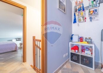 Camera / camera da letto - Three-room apartment Via Trincea delle Frasche, Fiumicino - photo 13