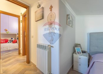 Camera / camera da letto - Three-room apartment Via Trincea delle Frasche, Fiumicino - photo 31