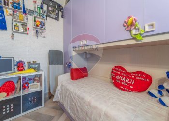 Camera / camera da letto - Three-room apartment Via Trincea delle Frasche, Fiumicino - photo 34