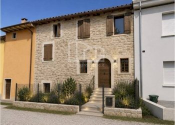 Foto 1 - Rustic Via colombara
 
30, Volta Mantovana - photo 1