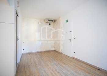 Foto 4 - Appartamento via Martiri del Lavoro
 
30, Peschiera del Garda - foto 4