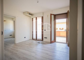 Foto 9 - Appartamento via Martiri del Lavoro
 
30, Peschiera del Garda - foto 9