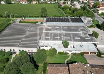 Foto 12 - Locale Commerciale Via Acquafredda
 
28, Visano - foto 12