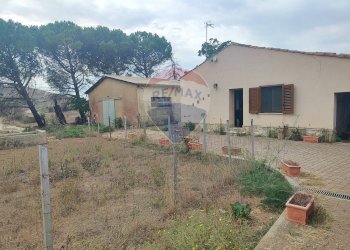 Casa all\'aperto - Independent house Via Del Santuario
 
31, Blufi - photo 2