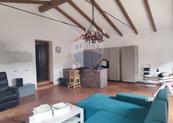 Soggiorno - Independent house Via Del Santuario
 
31, Blufi - photo 1