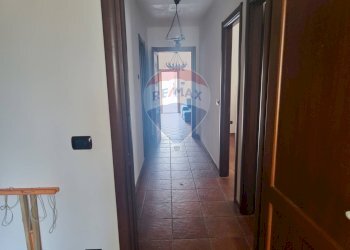 Hall / corridoio - Independent house Via Del Santuario
 
31, Blufi - photo 4