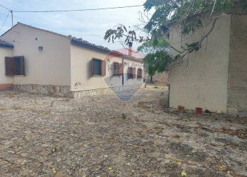 Casa all\'aperto - Independent house Via Del Santuario
 
31, Blufi - photo 21