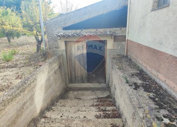 Scale - Independent house Via Del Santuario
 
31, Blufi - photo 46