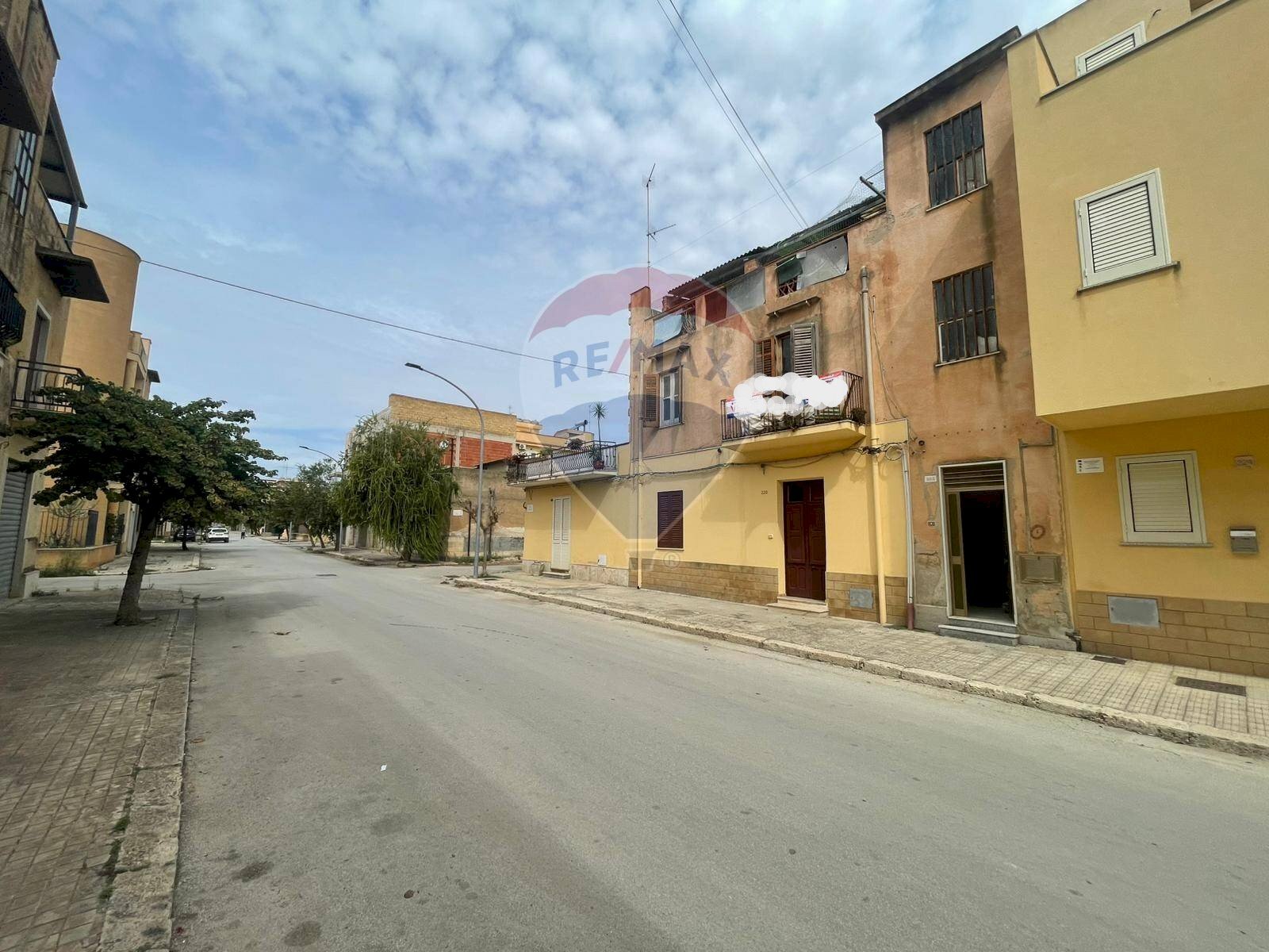 Edificio all\'aperto - Casa indipendente Corso dei mille
 
222, Menfi - foto 2