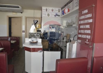 Cucina - Attività Commerciale Via Genova
 
4, Vittoria - foto 11