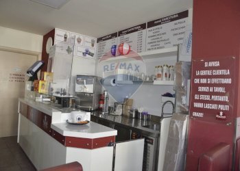 Cucina - Attività Commerciale Via Genova
 
4, Vittoria - foto 12