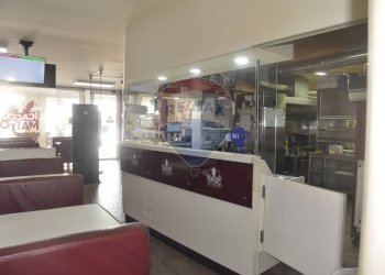 Cucina - Attività Commerciale Via Genova
 
4, Vittoria - foto 19