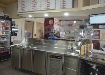 Cucina - Attività Commerciale Via Genova
 
4, Vittoria - foto 30