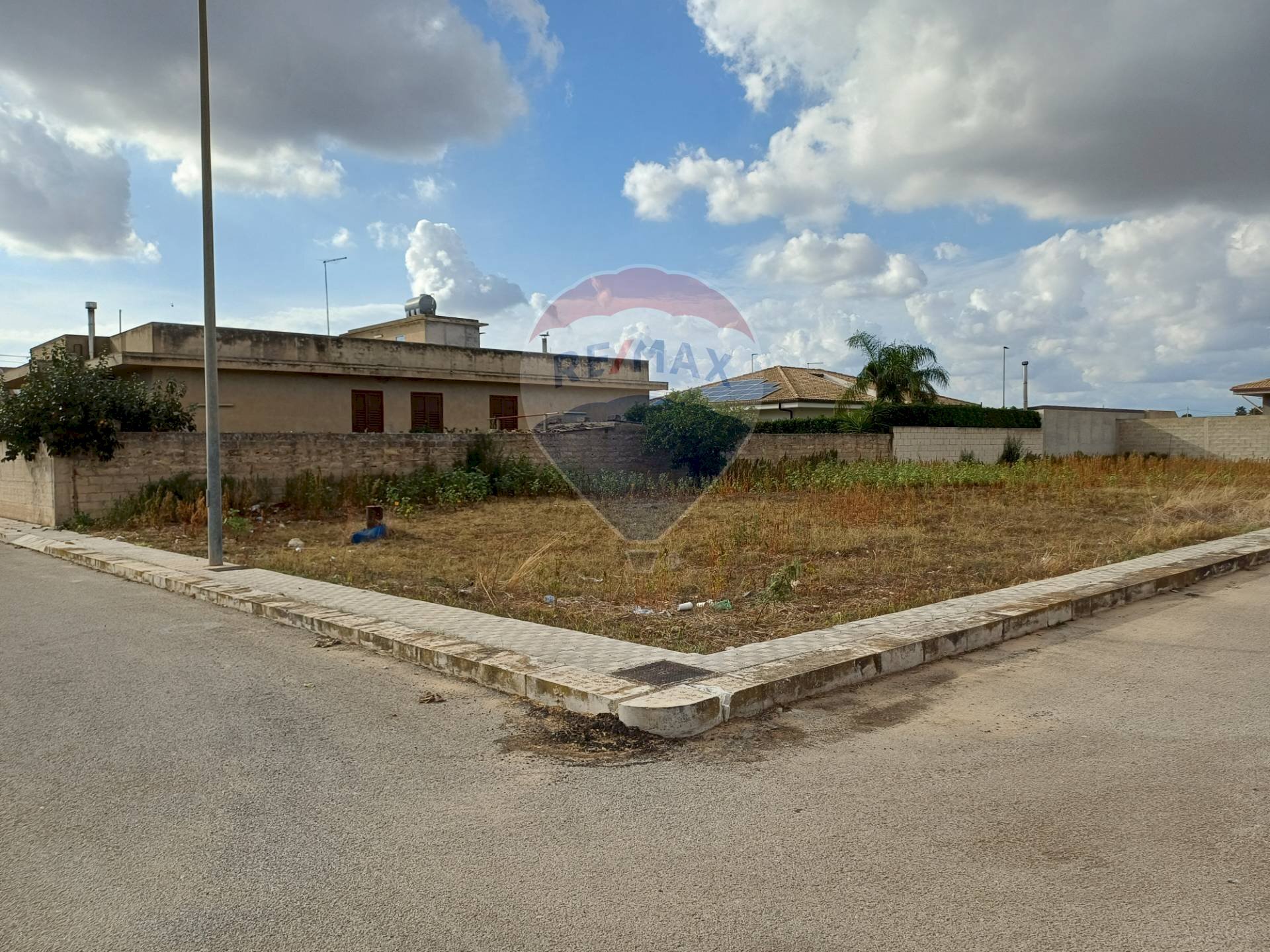 Casa all\'aperto - Building land via Belice, Comiso - photo 1