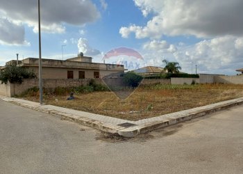 Casa all\'aperto - Building land via Belice, Comiso - photo 1