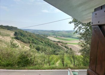 Foto 3 - Rustico Str. Bacedasco Costa Stradivari
 
2, Castell'Arquato - foto 3