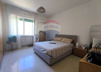 Camera / camera da letto - Trilocale Piazza Francesco Crispi
 
39, Brindisi - foto 11