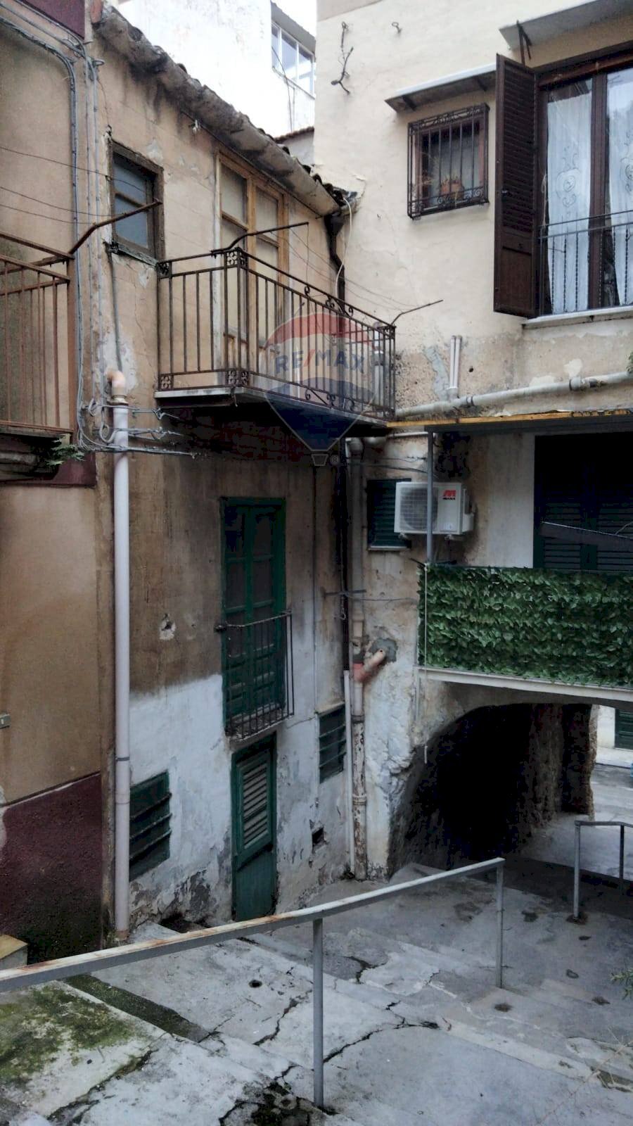 Edificio all\'aperto - Independent house Via Sanchez
 
1, Monreale - photo 1