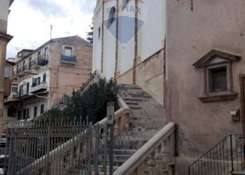 Edificio all\'aperto - Independent house Via Sanchez
 
1, Monreale - photo 3