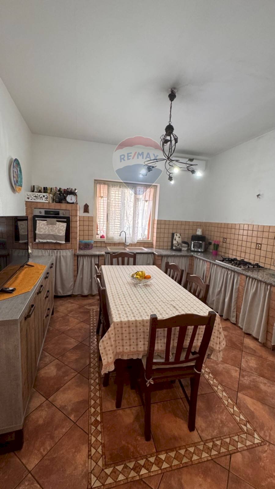 Sala da pranzo - Quadrilocale Cortile II Le Chiavi
23, Palermo - foto 3