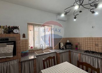 Cucina - Quadrilocale Cortile II Le Chiavi
 
23, Palermo - foto 2