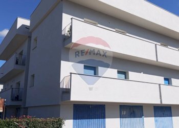 Edificio all\'aperto - Box Via della Chiesetta
 
4, Castelletto Sopra Ticino - foto 3