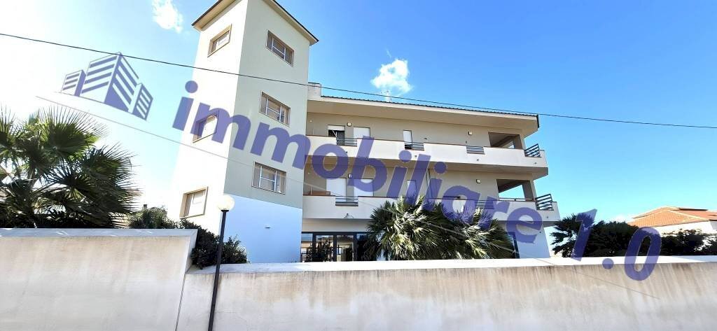 Facciata - Stabile - Palazzo via Alicudi, 24, Alcamo - foto 2