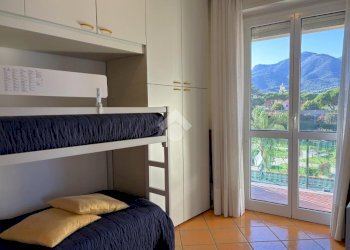 Three-room apartment Via al Giardino, Loano - photo 3