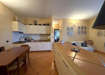 Three-room apartment Via al Giardino, Loano - photo 8