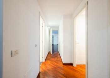 Three-room apartment Via Cristoforo Colombo, Zola Predosa - photo 11