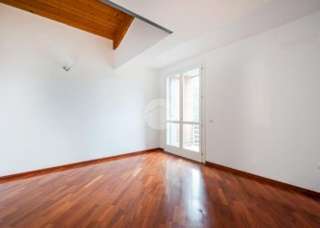 Three-room apartment Via Cristoforo Colombo, Zola Predosa - photo 13