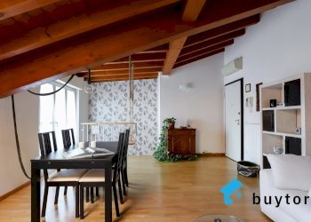 Quadrilocale Via Cristoforo Colombo, Villasanta - foto 1