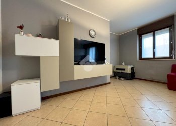 Bilocale Strada Privata XXV Aprile, Cameri - foto 4