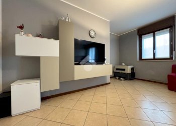 Bilocale Strada Privata XXV Aprile, Cameri - foto 12