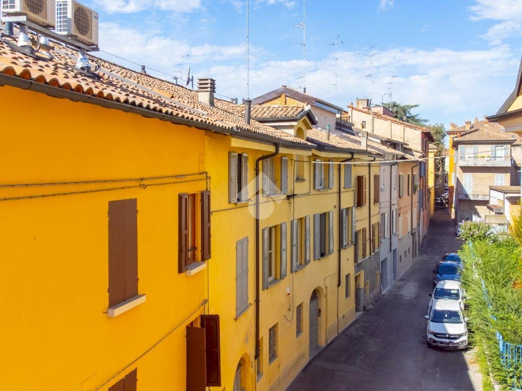 Three-room apartment Via San Filippo, Reggio nell'Emilia - photo 1