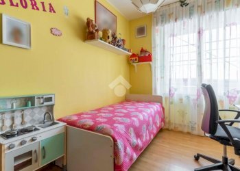 Three-room apartment Viale Leonardo da Vinci, Trezzano sul Naviglio - photo 17