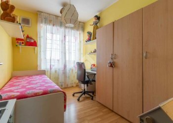 Three-room apartment Viale Leonardo da Vinci, Trezzano sul Naviglio - photo 18