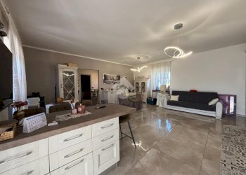 Casa semi indipendente Via Statale, Chivasso - foto 4