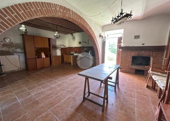 Semi-detached house Strada Giarette, Moncalvo - photo 9
