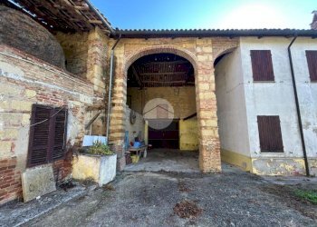 Semi-detached house Strada Giarette, Moncalvo - photo 32