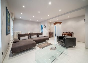 Villa via Boves, Sant'Ilario d'Enza - foto 1