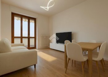 Two-room apartment Corso XXVII Aprile, Saluzzo - photo 1