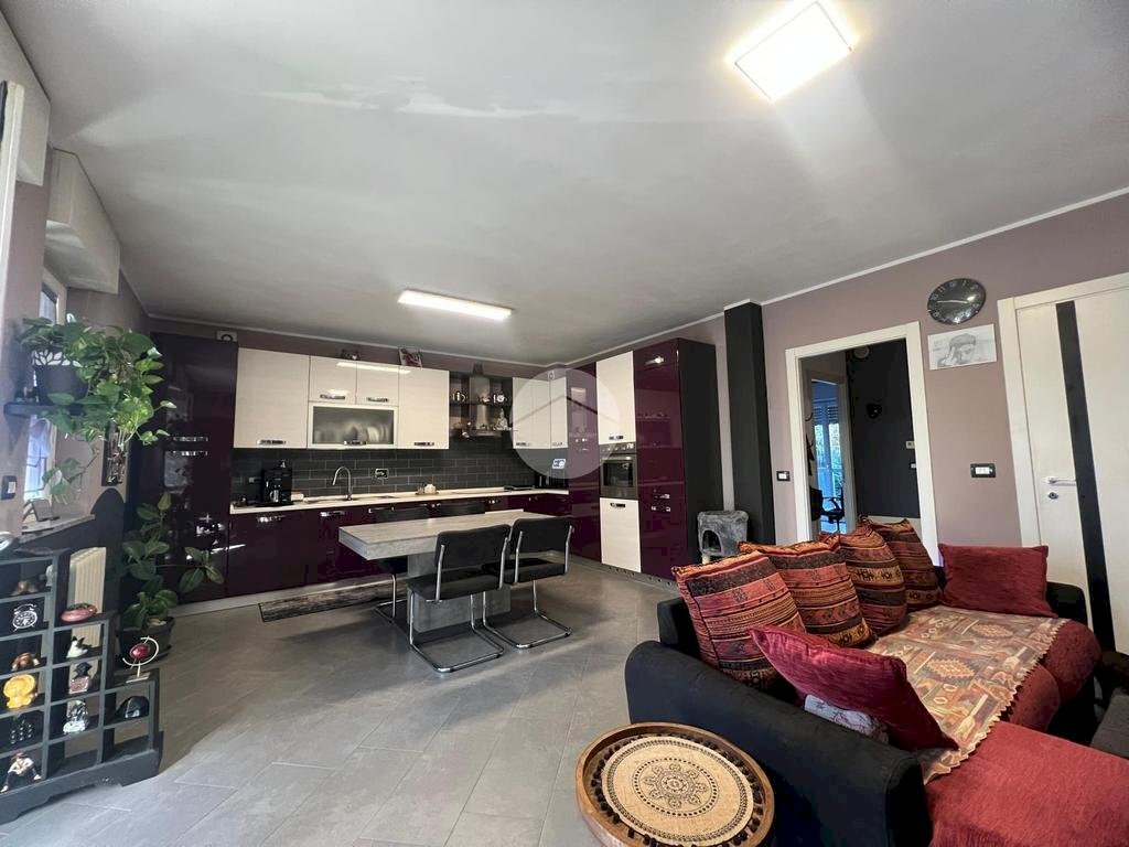 Three-room apartment Via stati uniti, Borgaro Torinese - photo 3