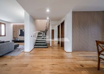 Four-room apartment Campogalliano - photo 4