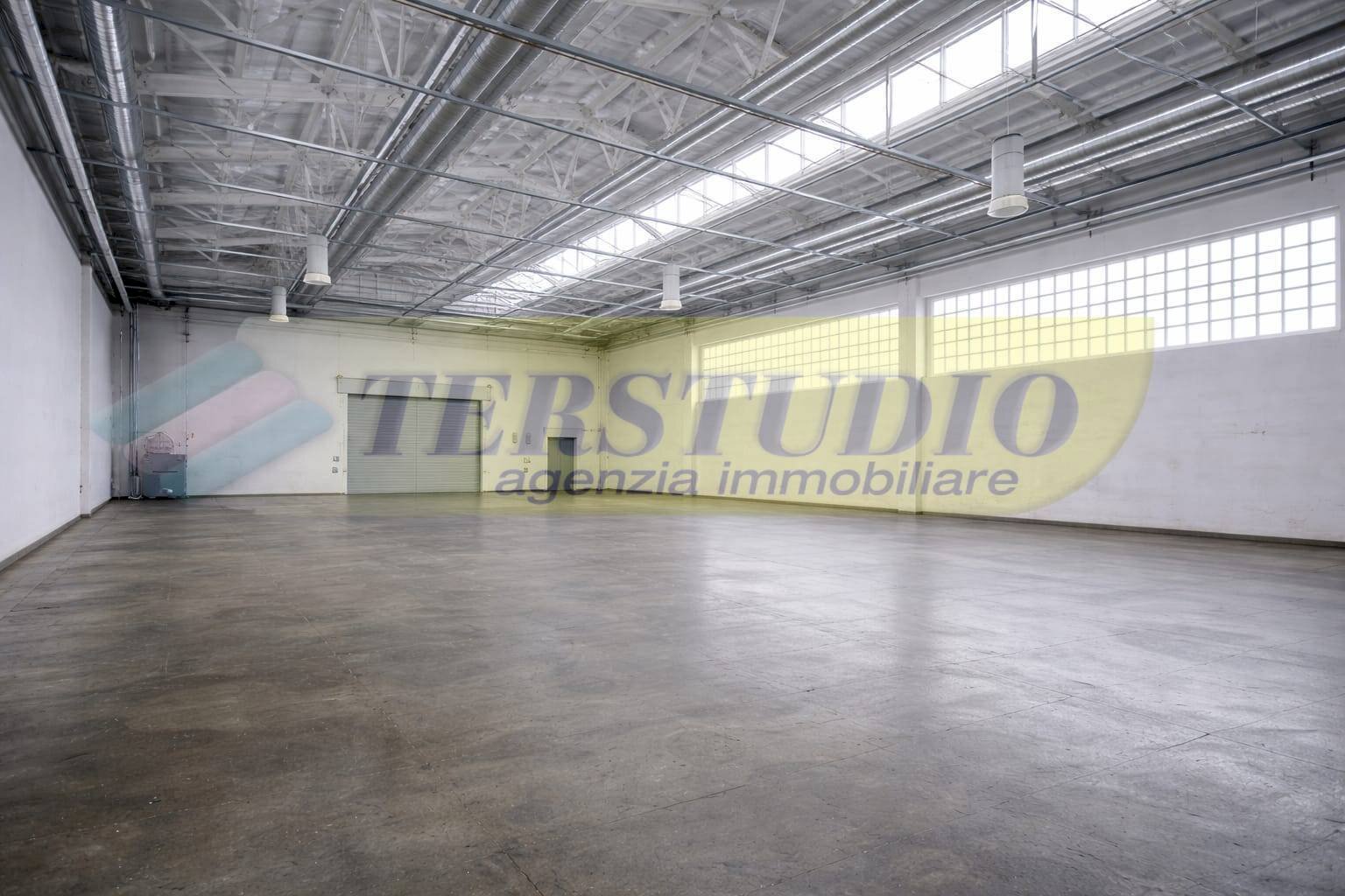 Foto 3 - Capannone via pisacane
snc, Pero - foto 3
